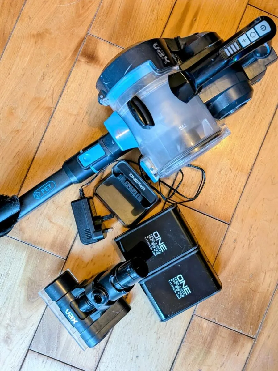 Vax Vacuum Cleaner Blade 4 Pet Upright 2 Batteries - Image 1