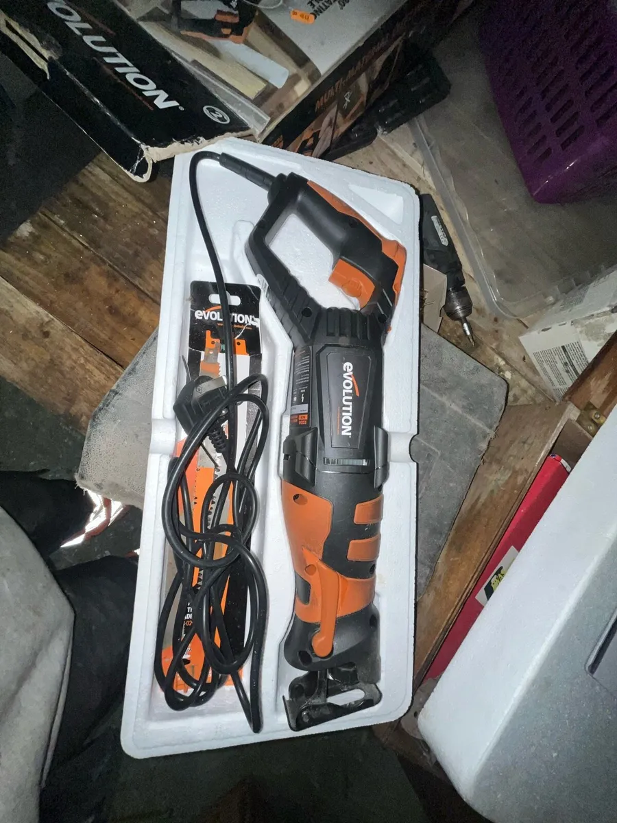Evolution Sabre Saw - Image 2