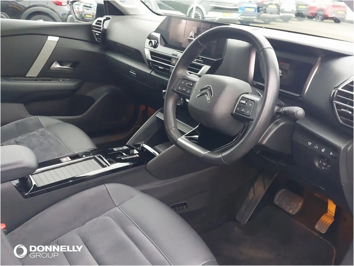 Citroen C4 X E- Electric Saloon E-Series - Image 4
