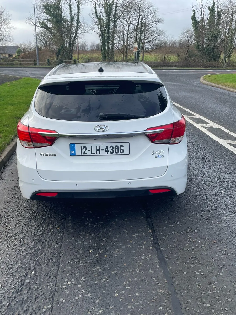 2012 Hyundai 140 NCT 09.2026 tax 03,2026 - Image 2