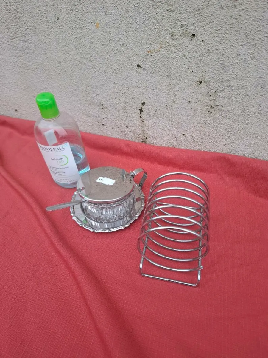 Breakfast set postage possible