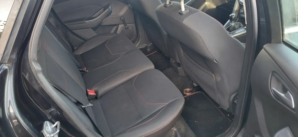 Ford Focus 2015 New Nct - Image 2
