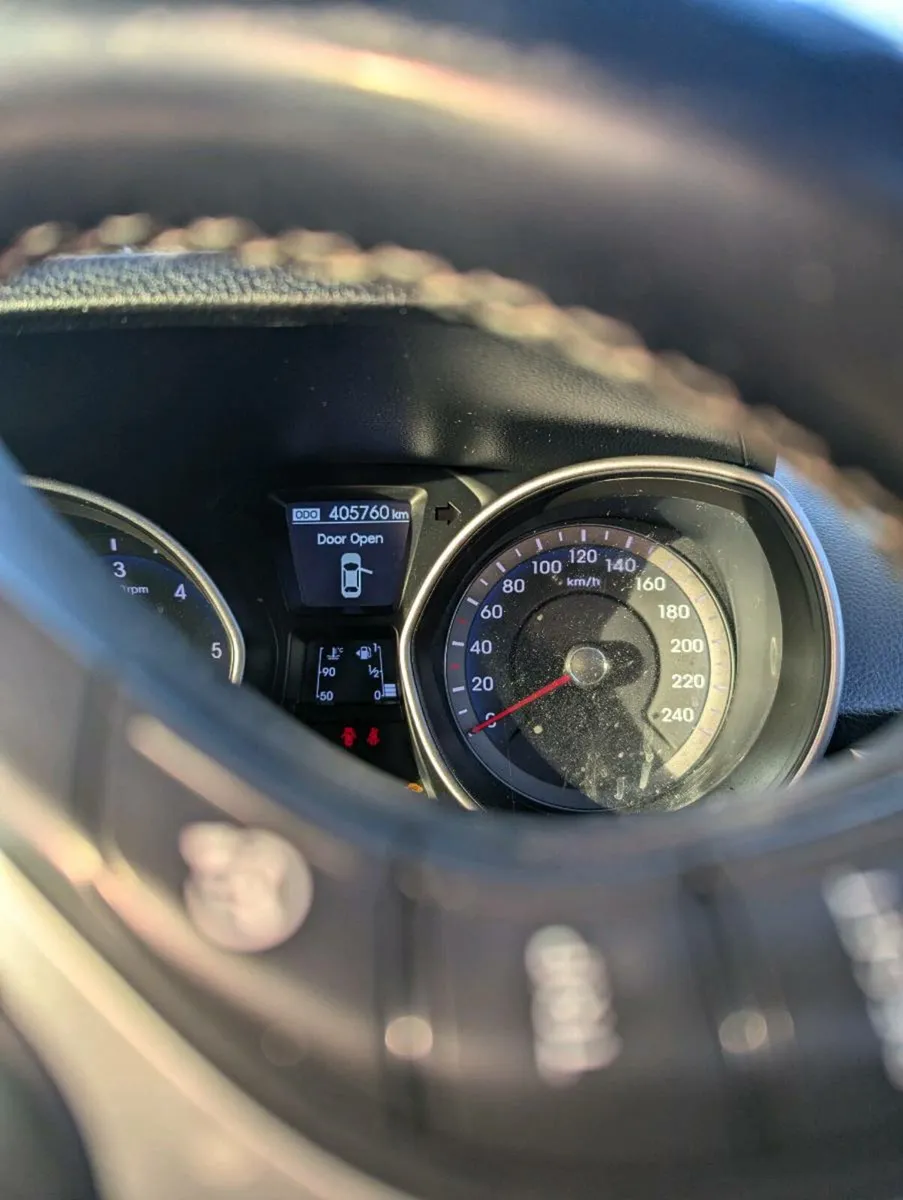 Hyundai i30 - Image 4