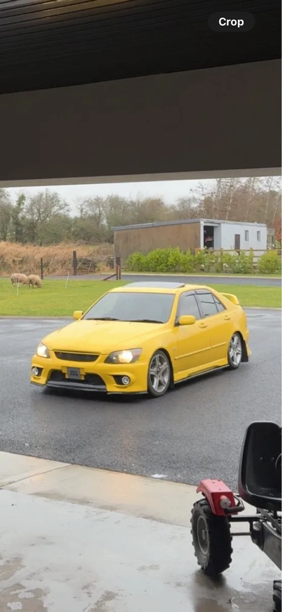 Lexus IS200 - Image 3