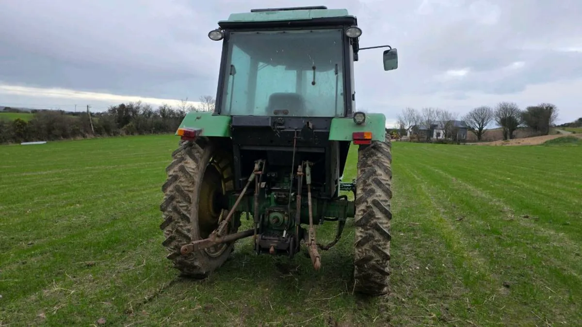 John Deere 3140 - Image 4