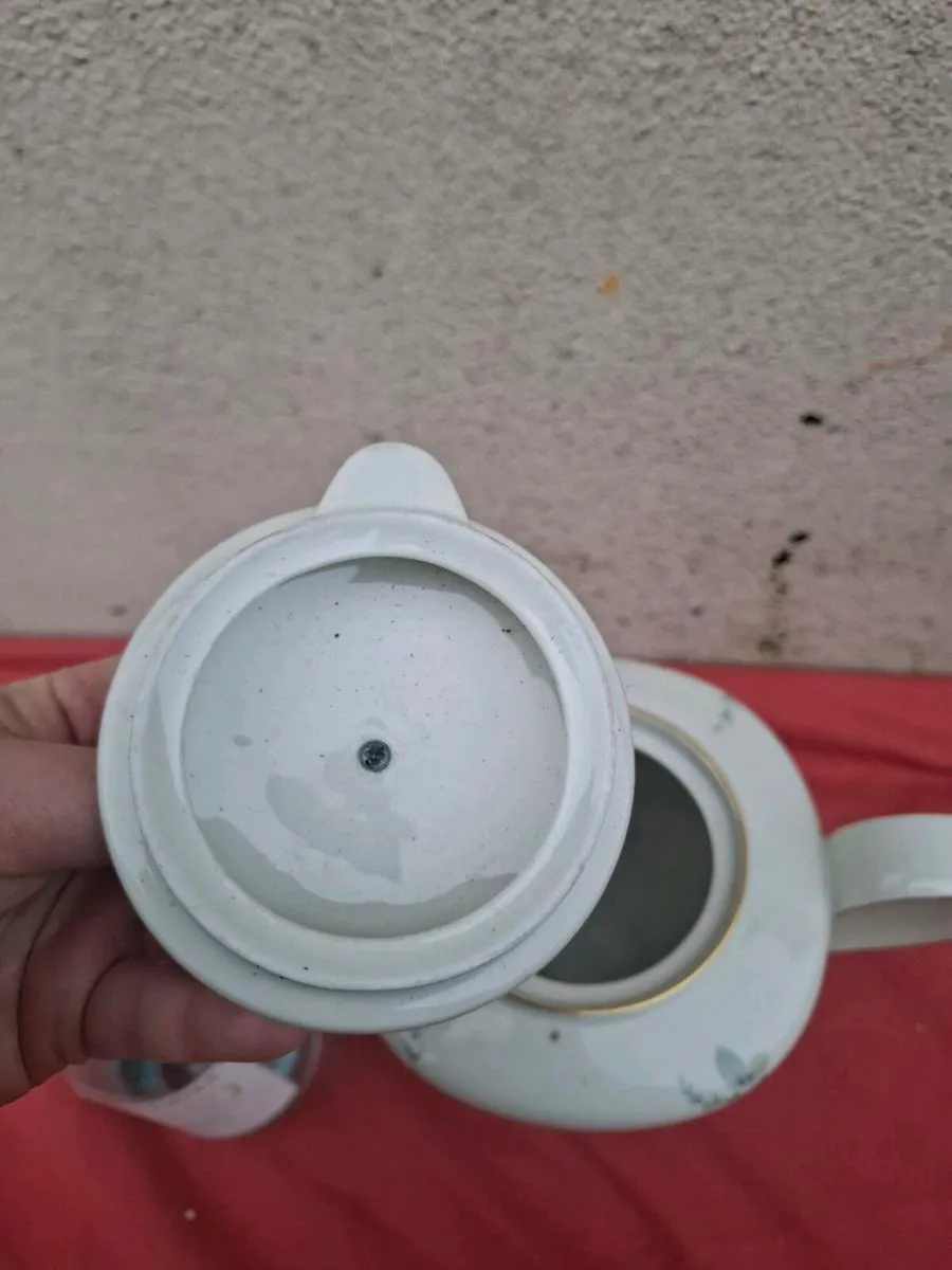 Cream china tea pot postage possible - Image 3
