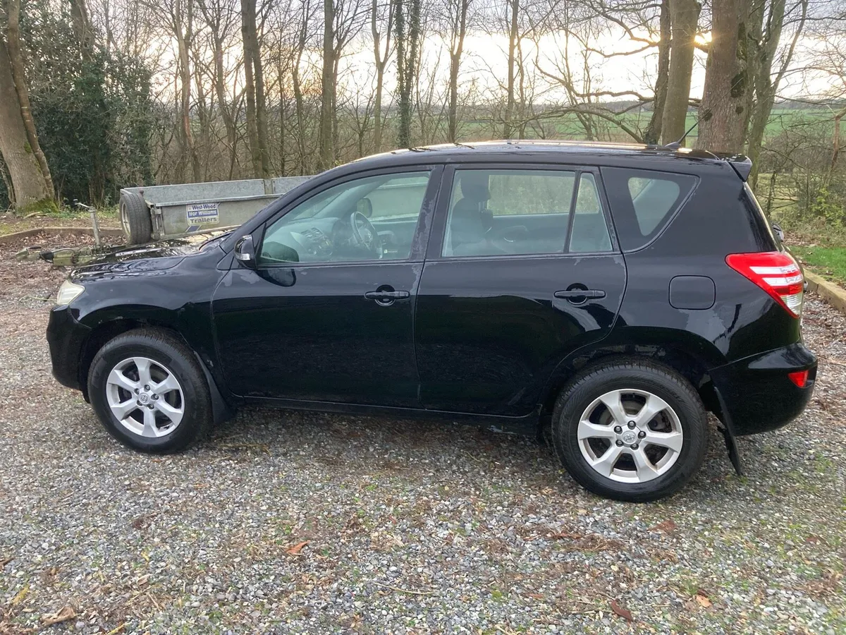 Toyota RAV4 - Image 3