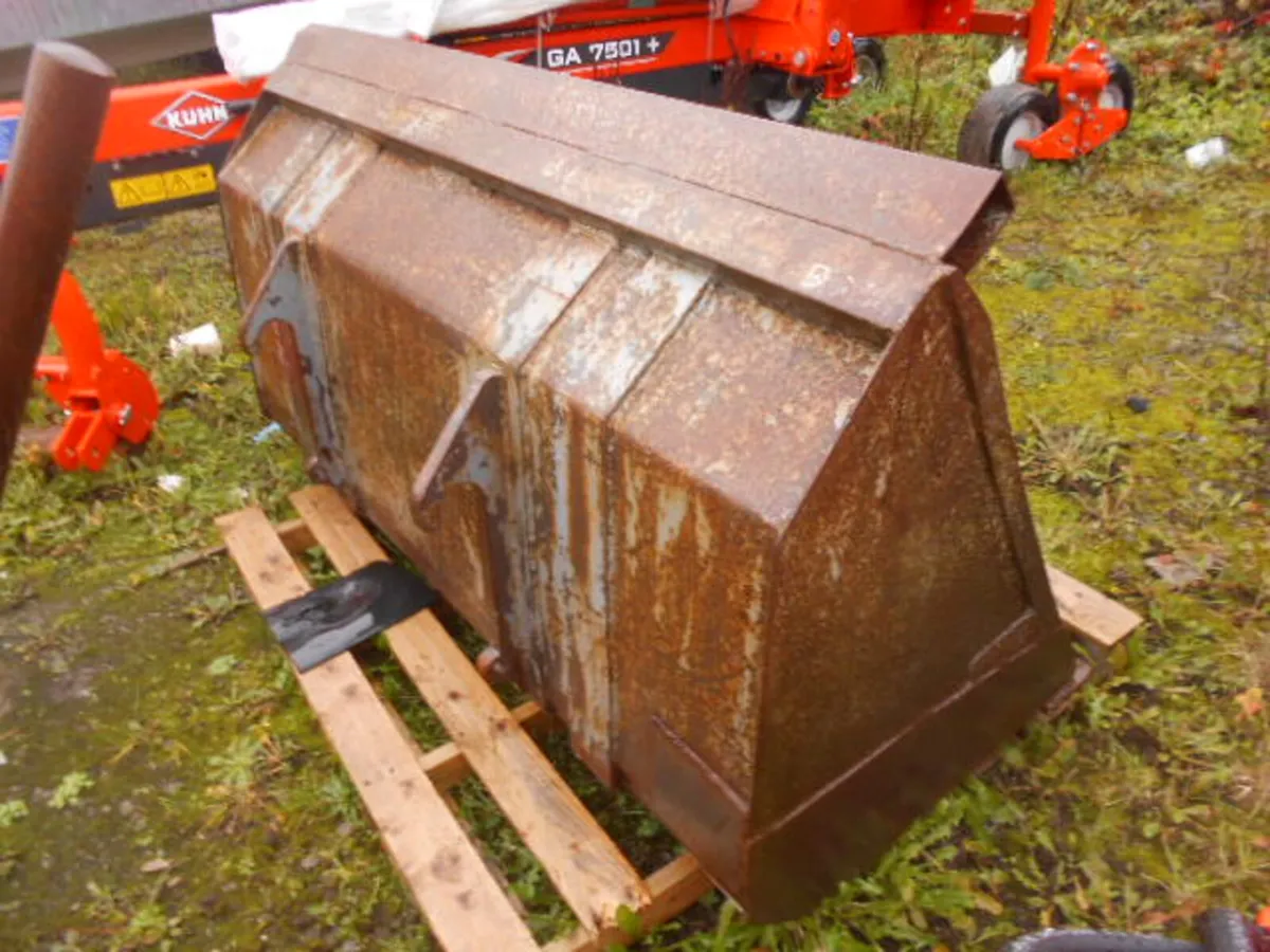 LOADER BUCKET 5’6″ - Image 2