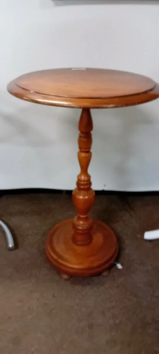 Edwardian Turned Wood Lamp Table