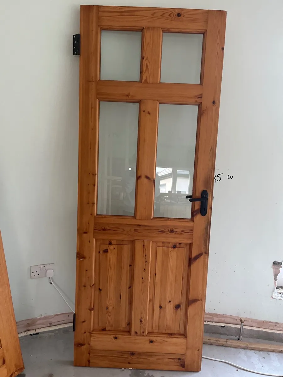 Solid wood internal doors with glass panels - Image 1