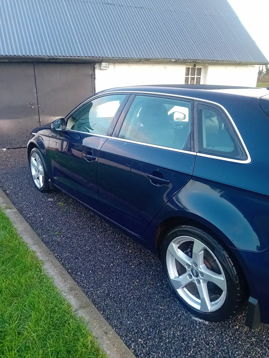 Audi A3 2017 - Image 2