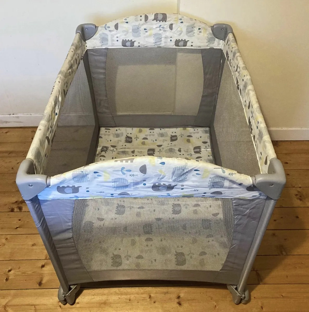 Mothercare Travel Cot – Excellent Condition - Image 3