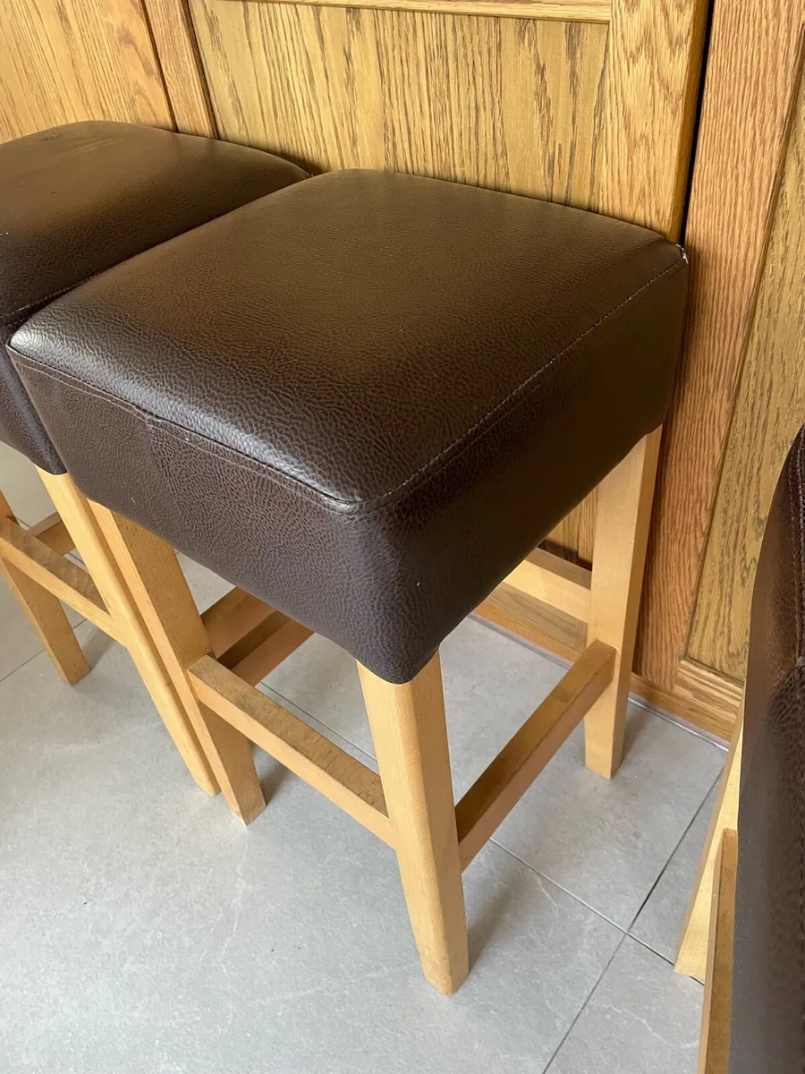 3 kitchen bar stools - Image 3