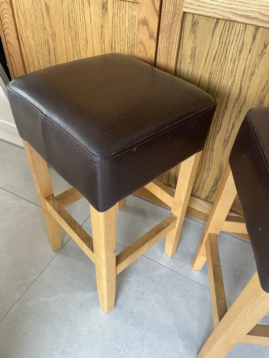 3 kitchen bar stools - Image 4