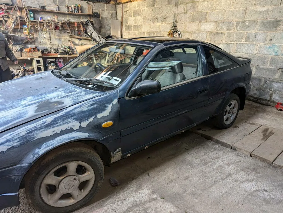 Nissan 100NX - Image 3