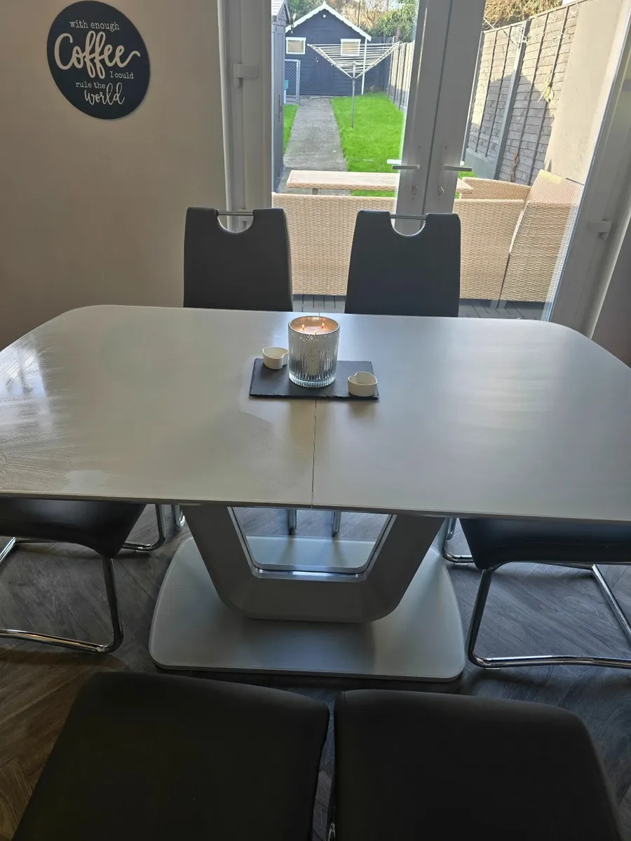 Extending Table & 6 Chairs - Image 2