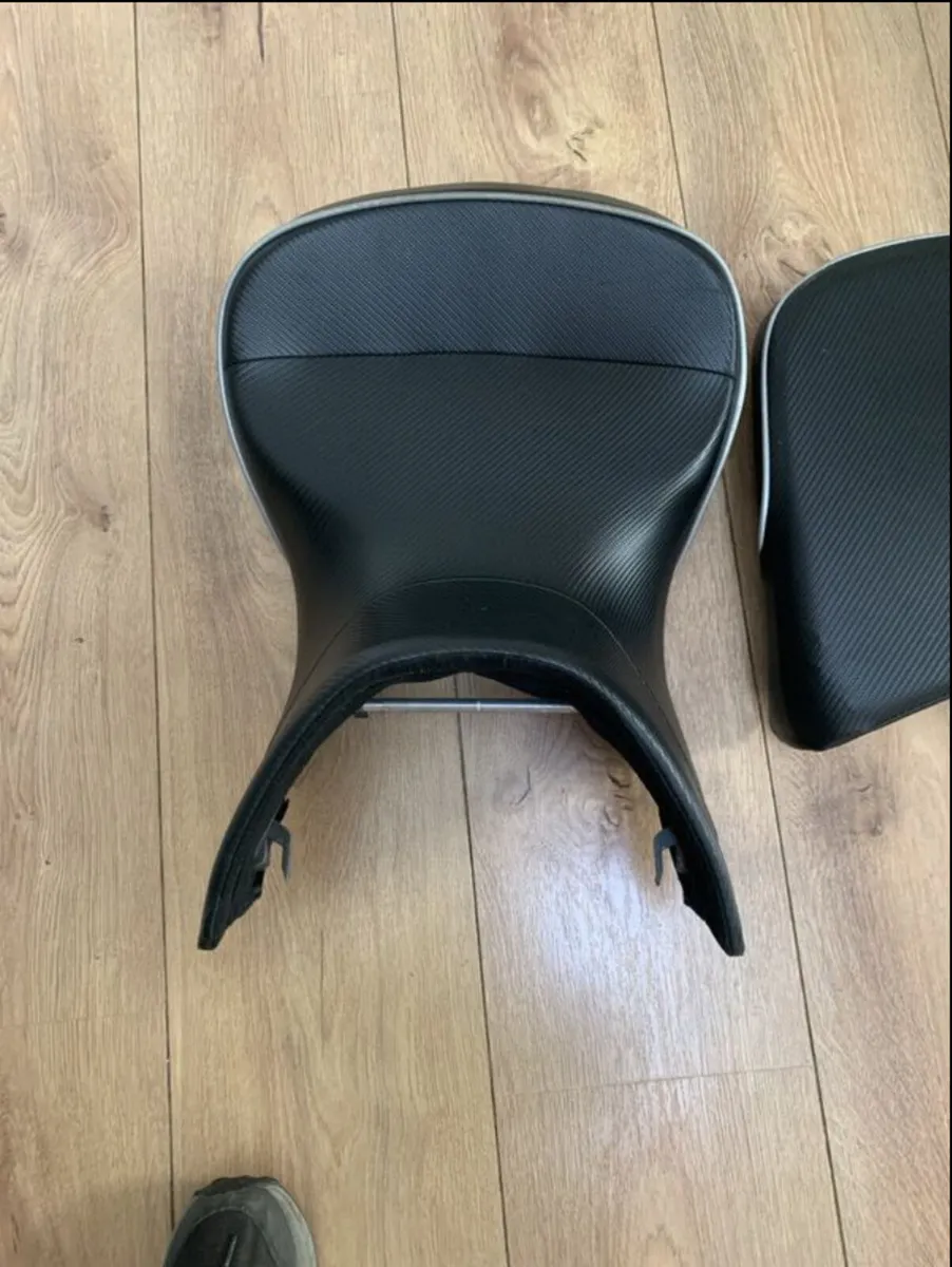 BMW R1200GS Sargent seat suitable 2007 - 2012 - Image 3