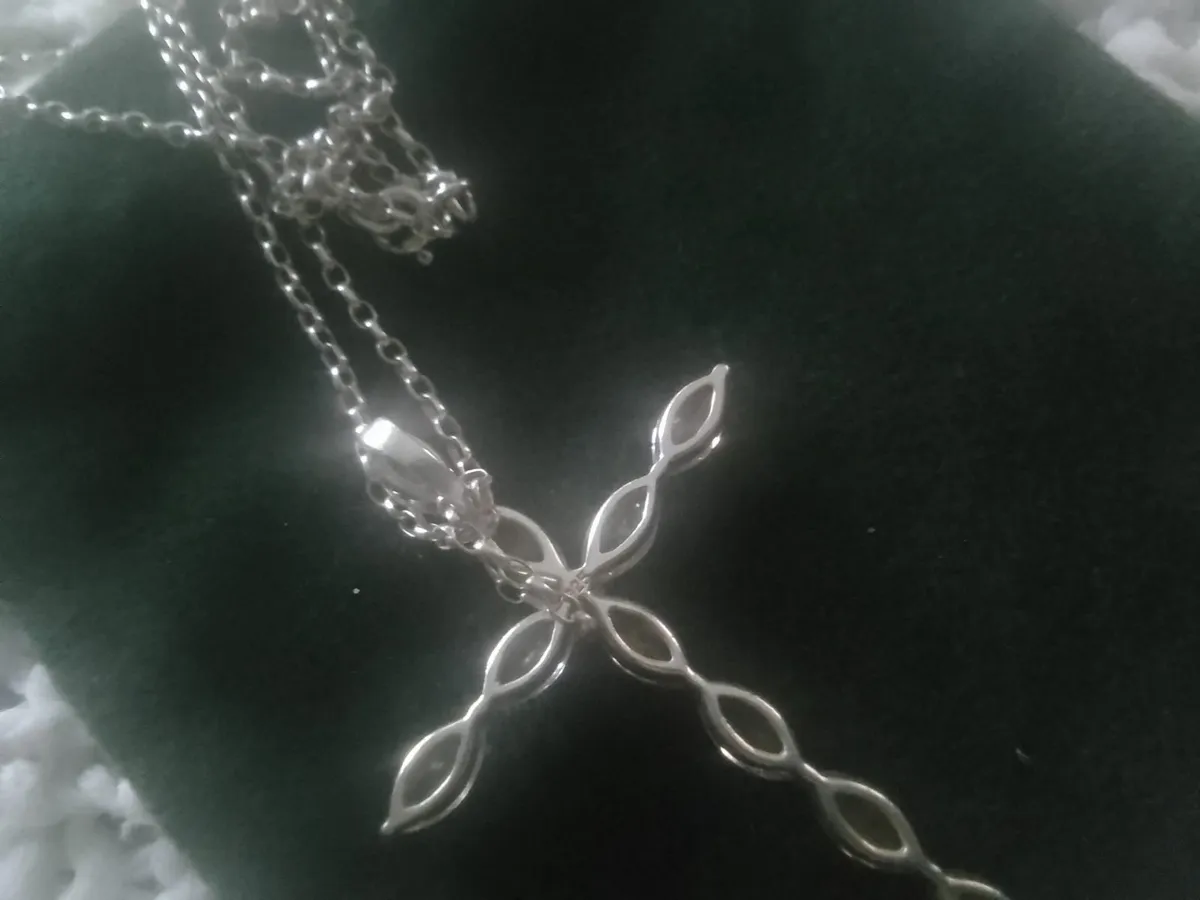 Vintage sterling silver white spinel cross pendant - Image 3