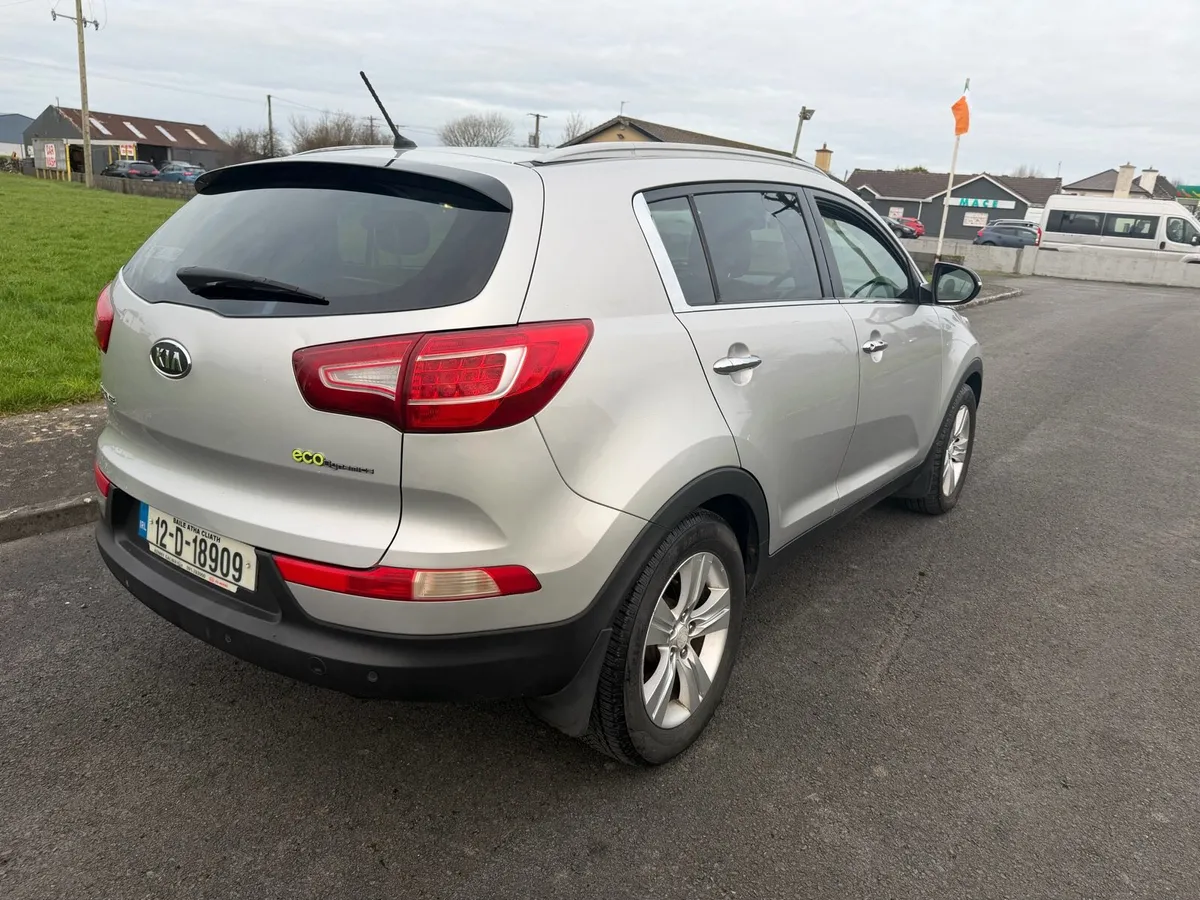 12 Kia Sportage Tax 5/26 - Image 4