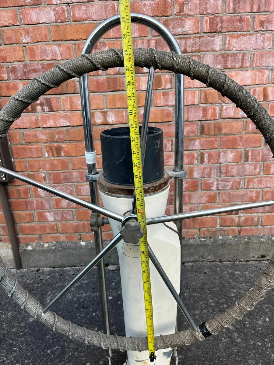 Boat wheel steering pedestal - Image 3