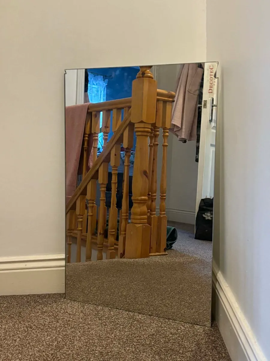 Mirror - Image 1