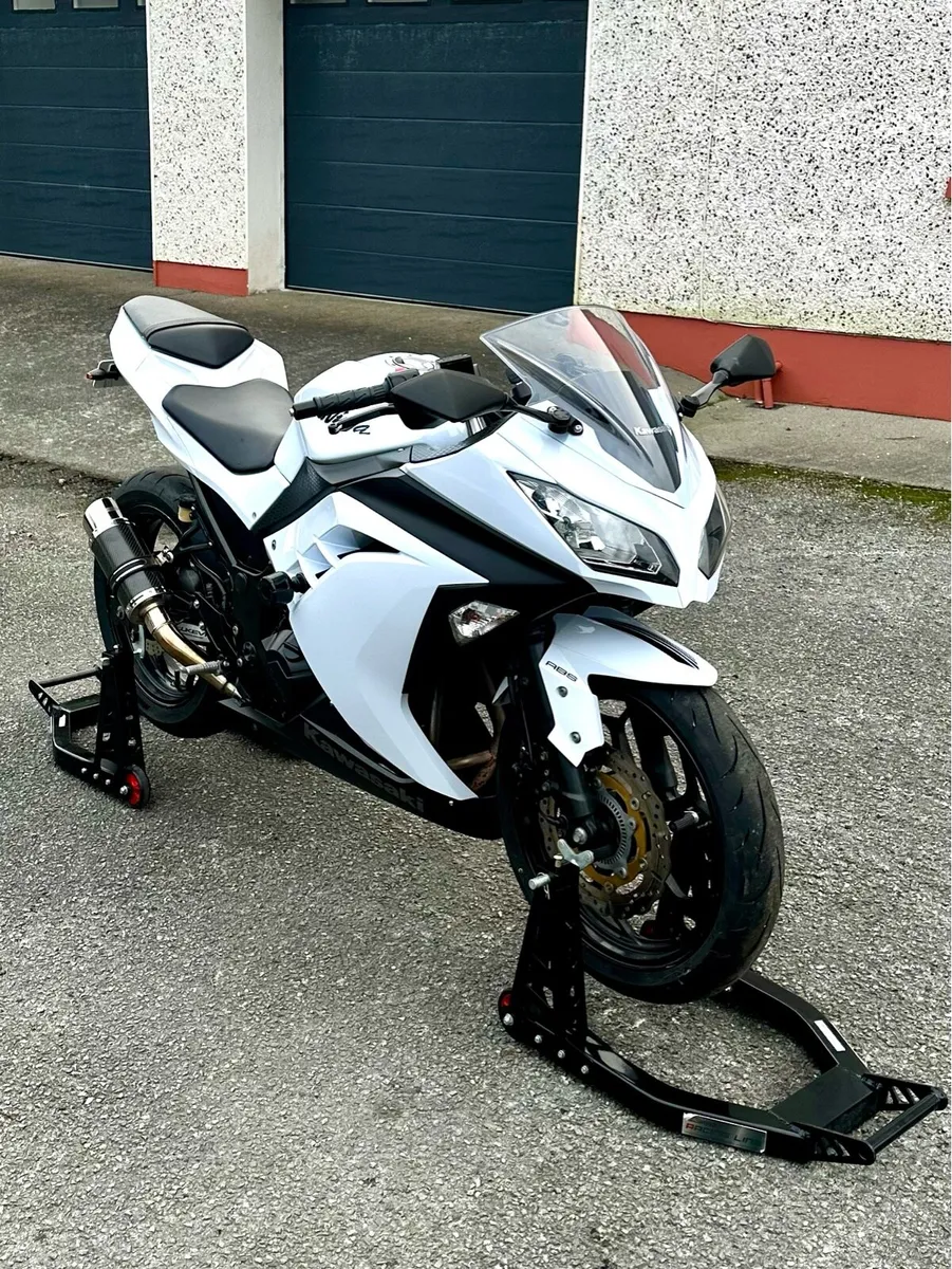 Ninja 300 - Image 2