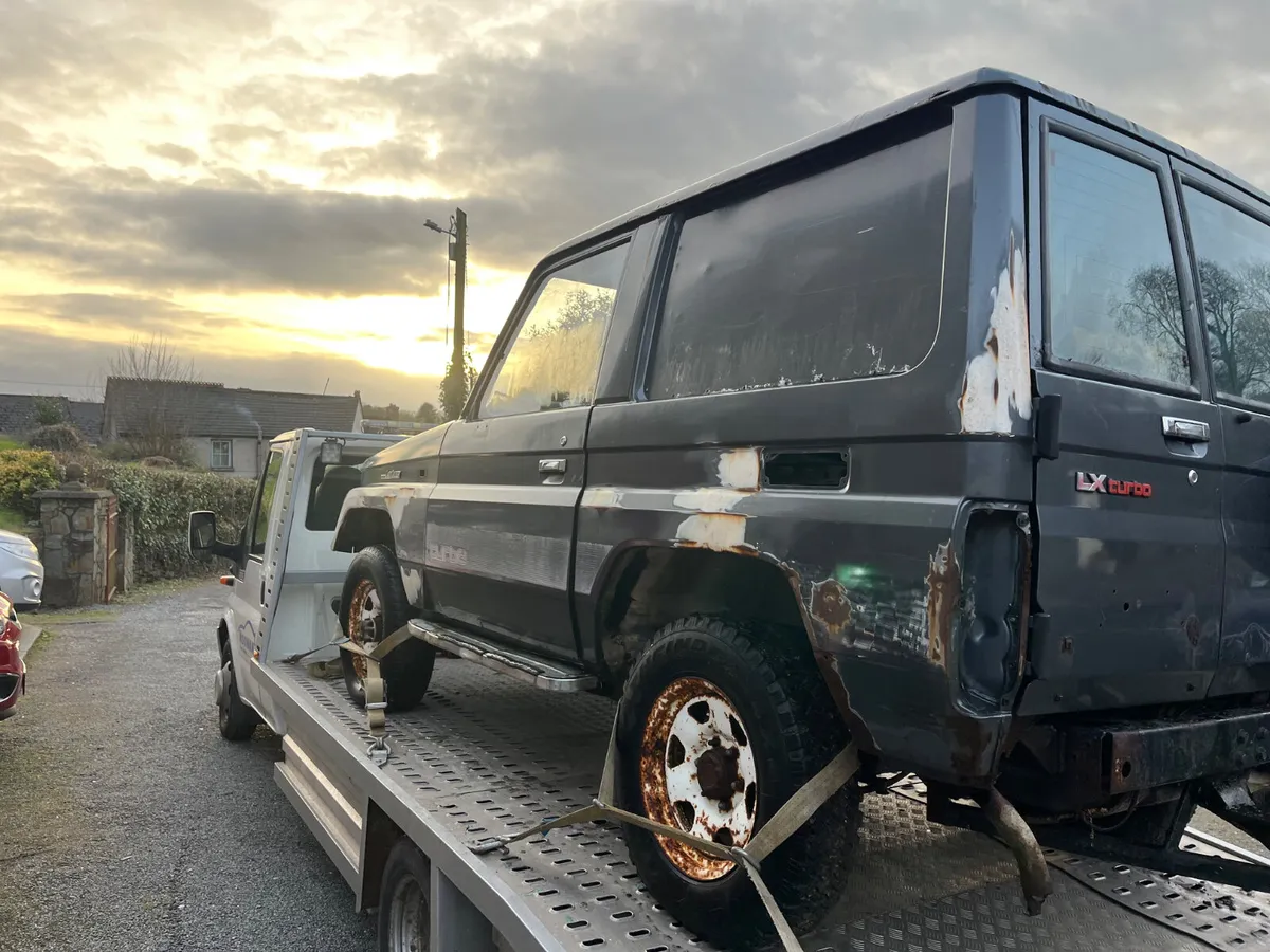 Toyota Land Cruiser 1988 - Image 3