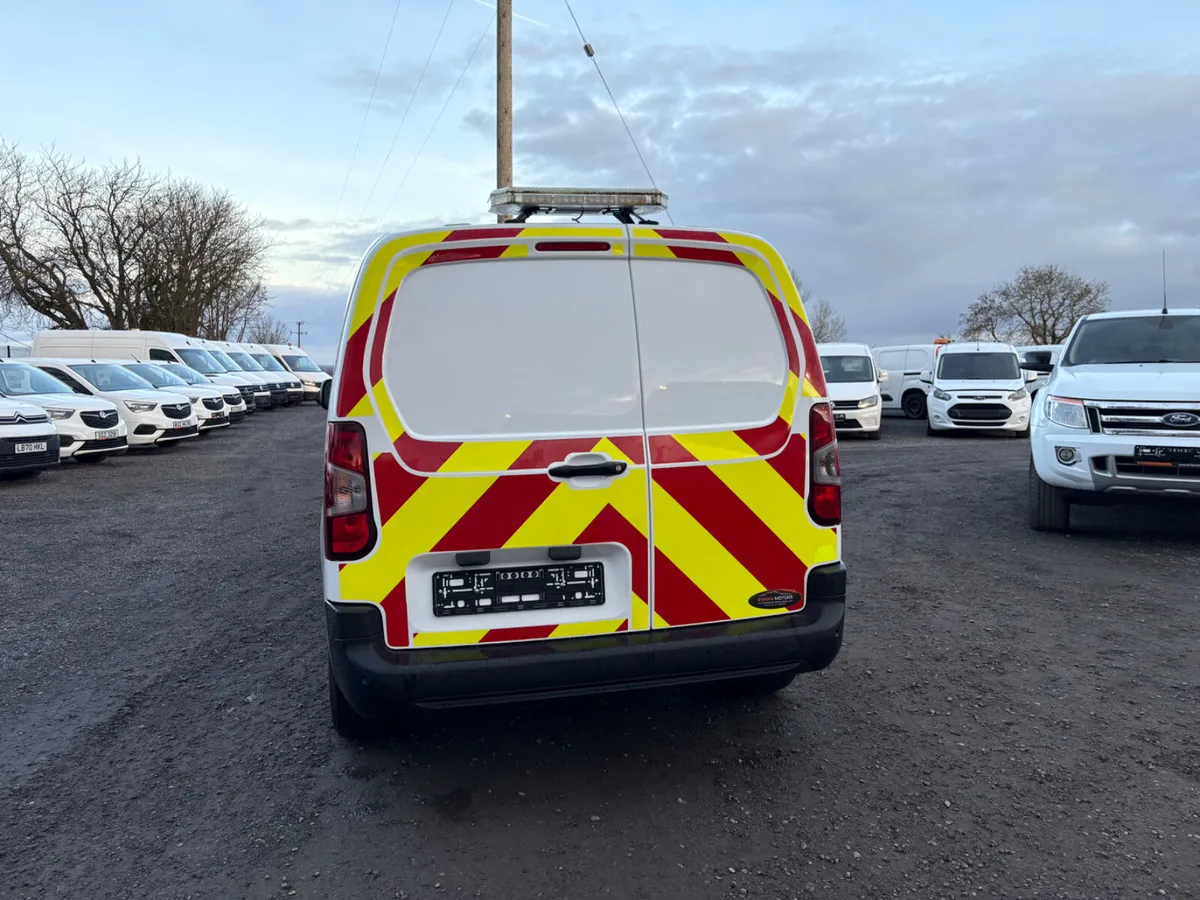 Peugeot Partner LWB Twin Slider - Image 3