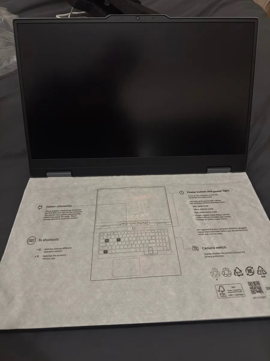 Lenovo LOQ 17i - Image 3