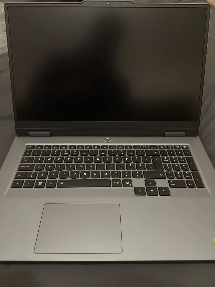 Lenovo LOQ 17i - Image 4