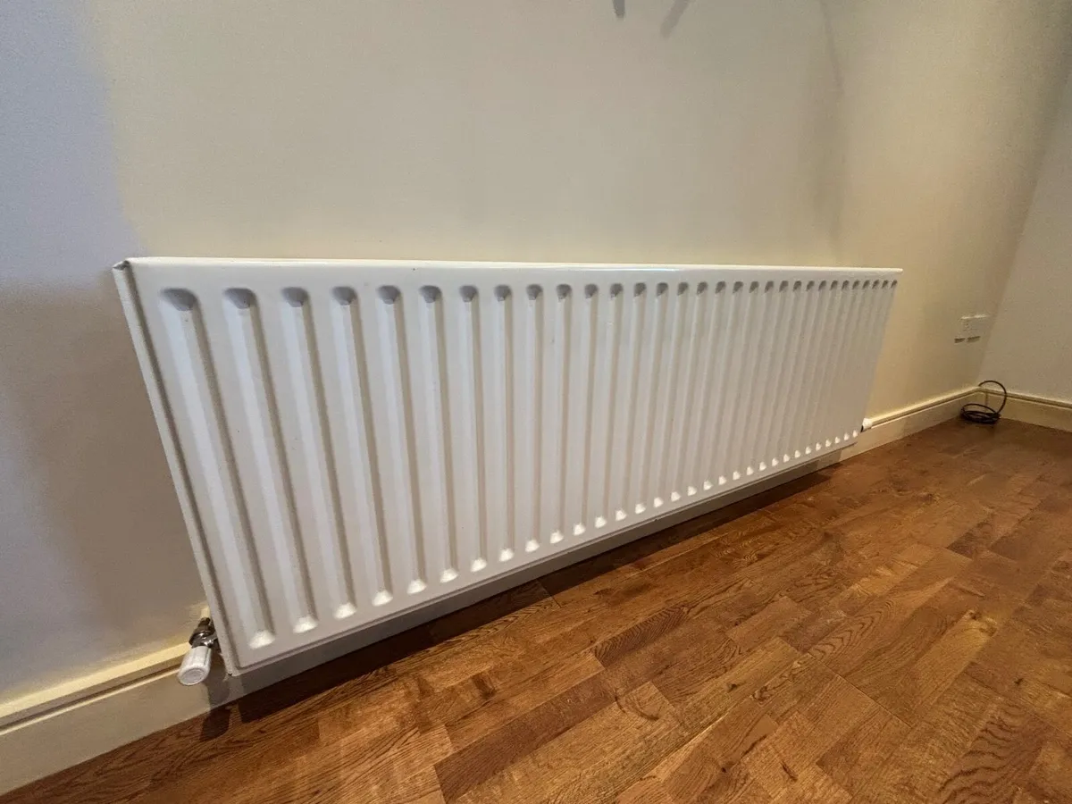 Double Round Top Radiator - Image 1