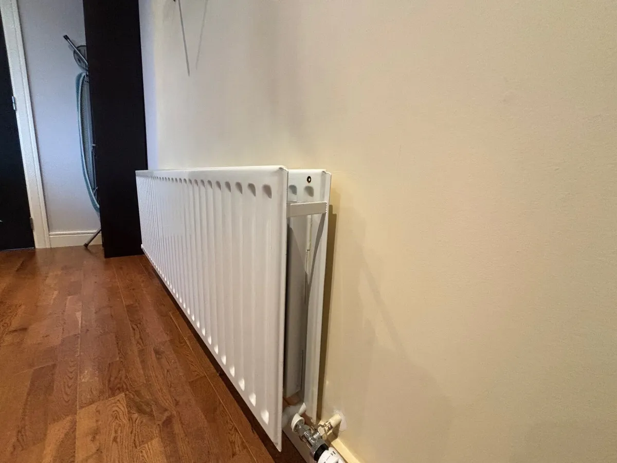 Double Round Top Radiator - Image 2