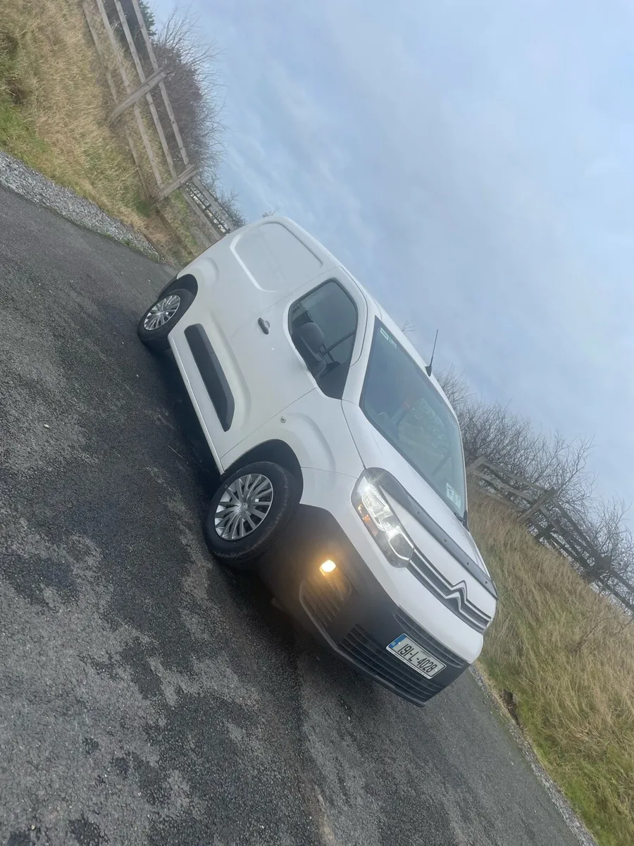 2019 Citroen berlingo - Image 3