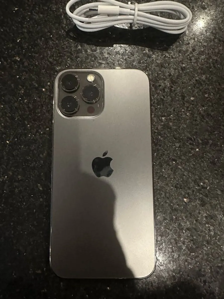iPhone 13 Pro Max - Image 4
