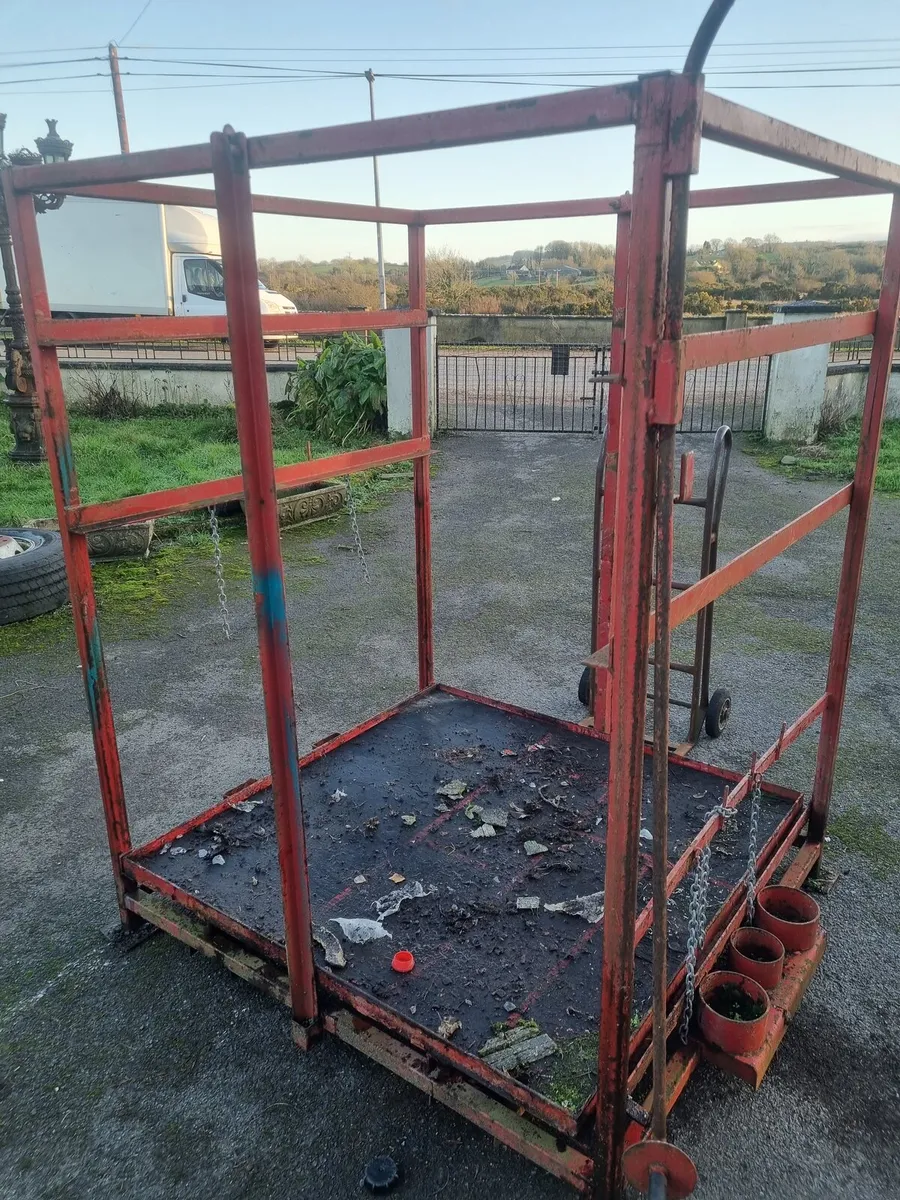 Heavy duty steel stillage - Image 2