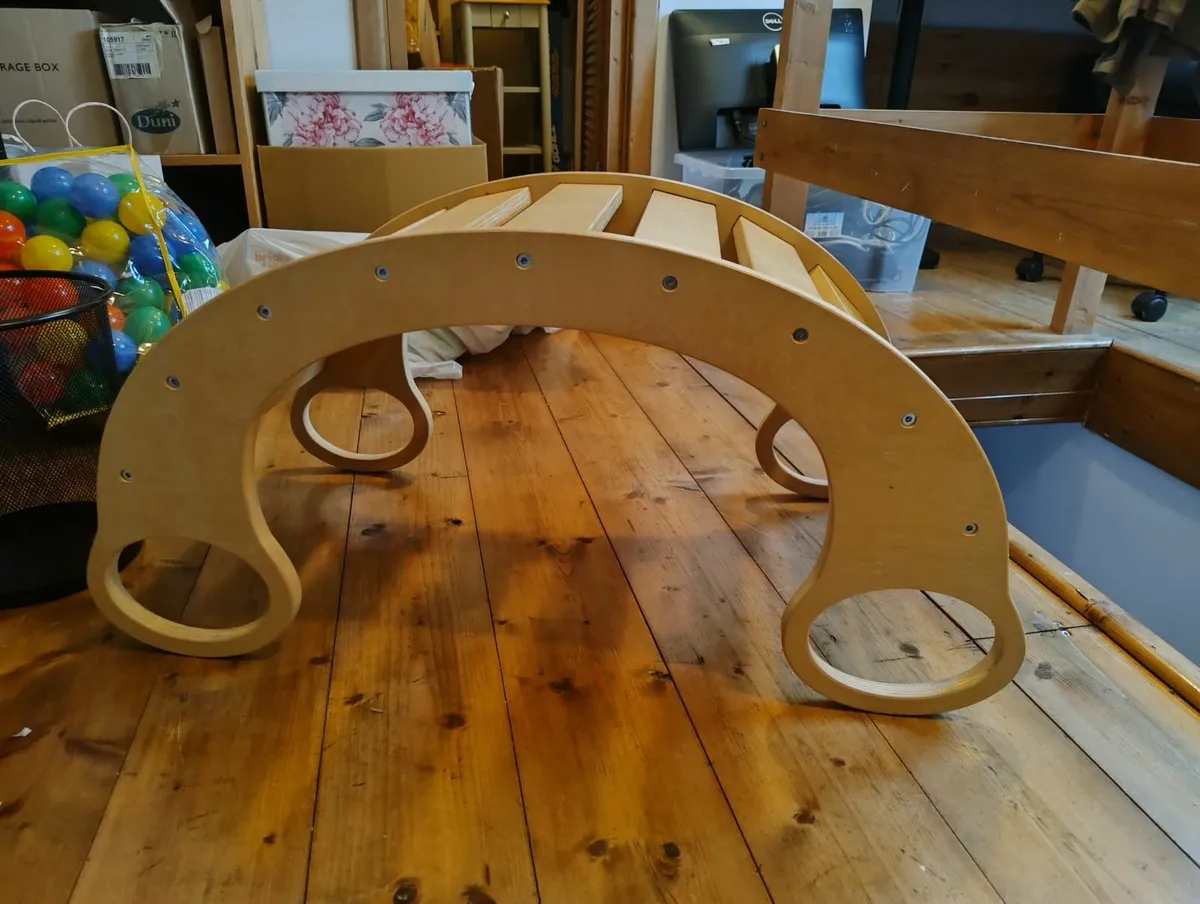 Free kids wooden climber - Image 1