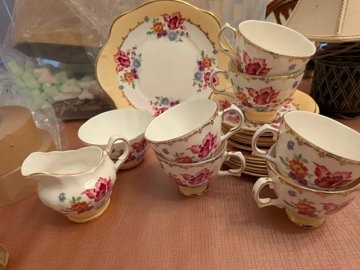 Royal Tara china tea set - Image 2