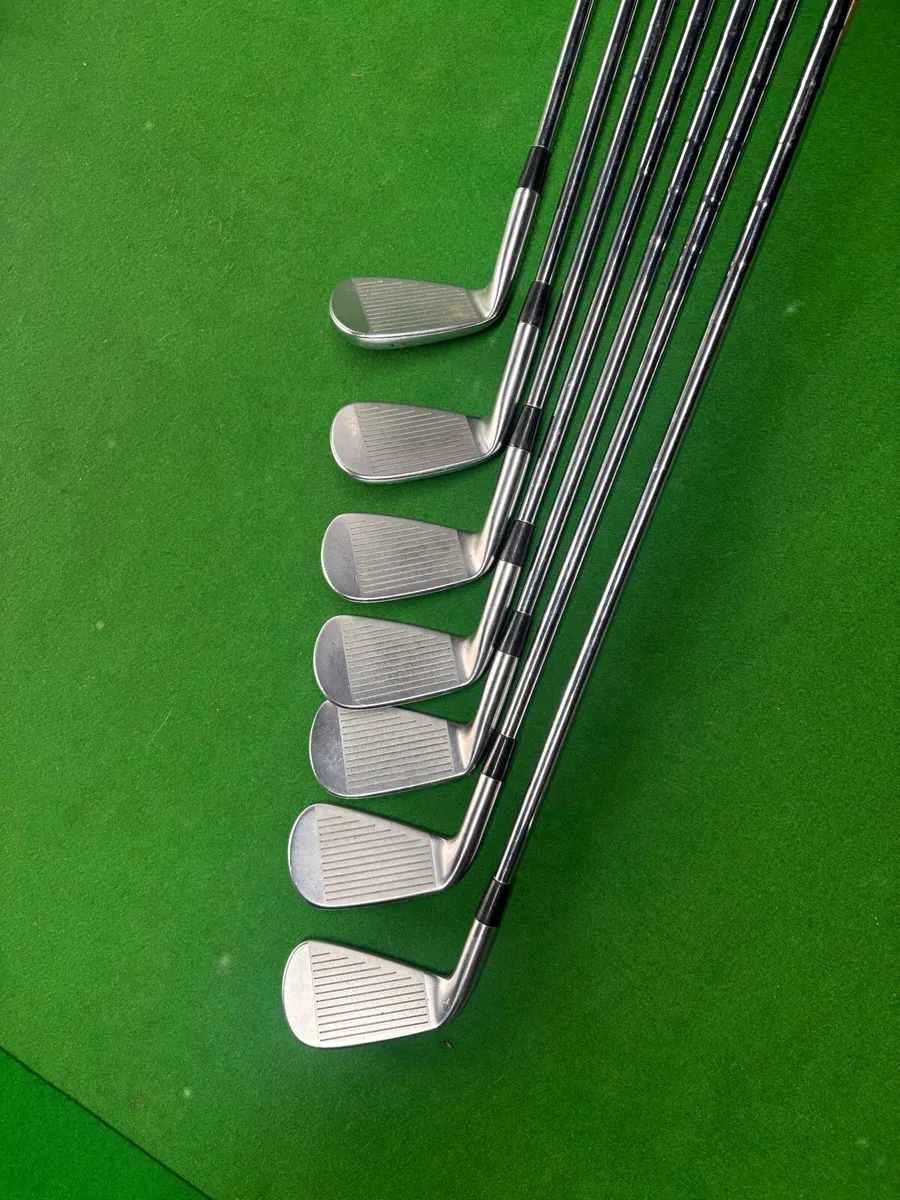 Mizuno jpx 921 irons stiff shaft combo set - Image 1