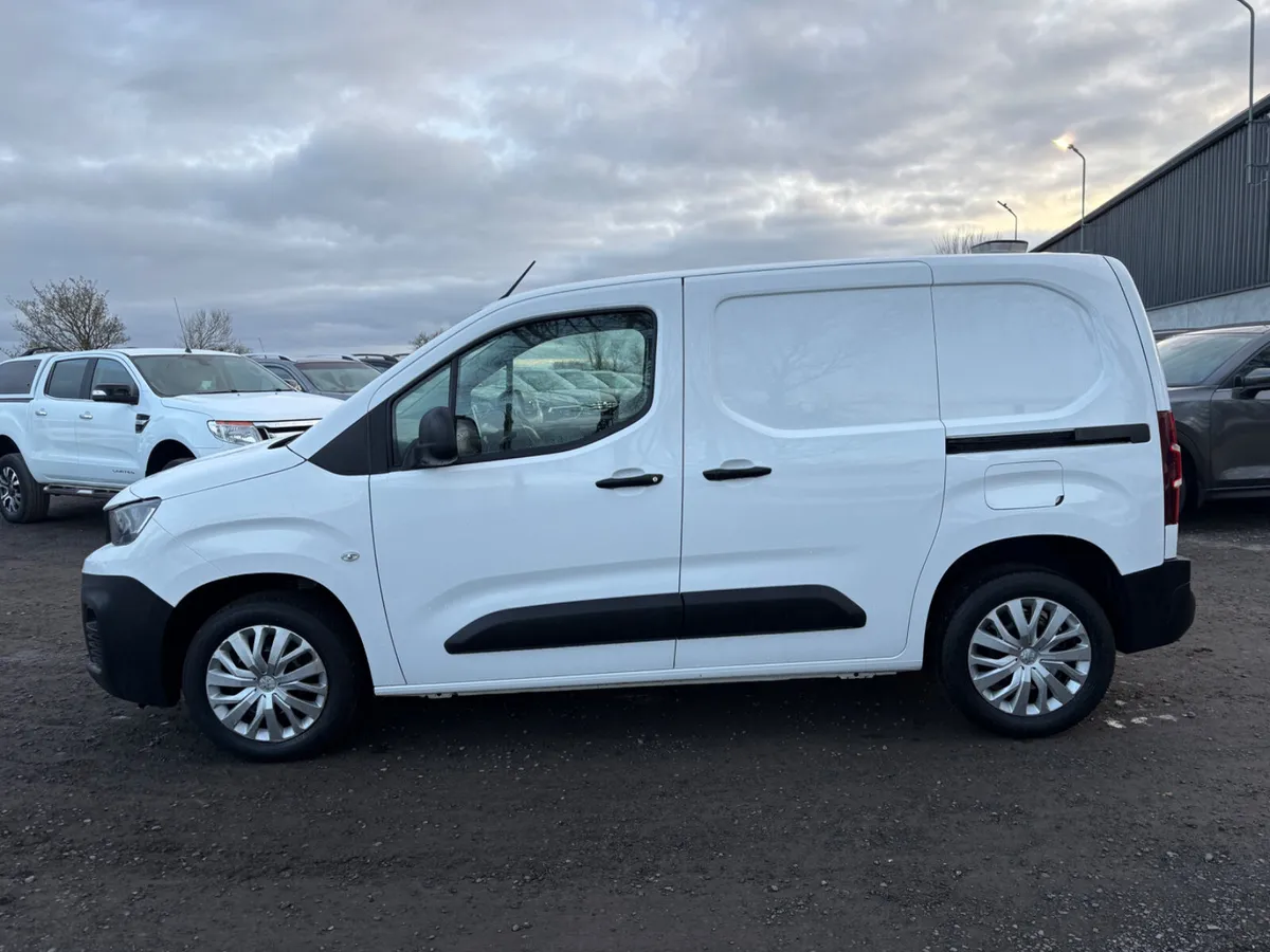 Peugeot Partner - Image 1