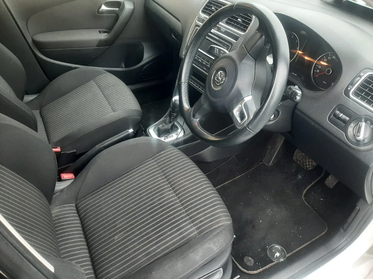 VW POLO AUTOMATIC 1.2 2013 PETROL ⛽ - Image 4
