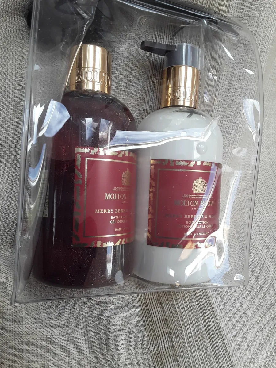 Brand new Twin Moulton Brown gift set - Image 1