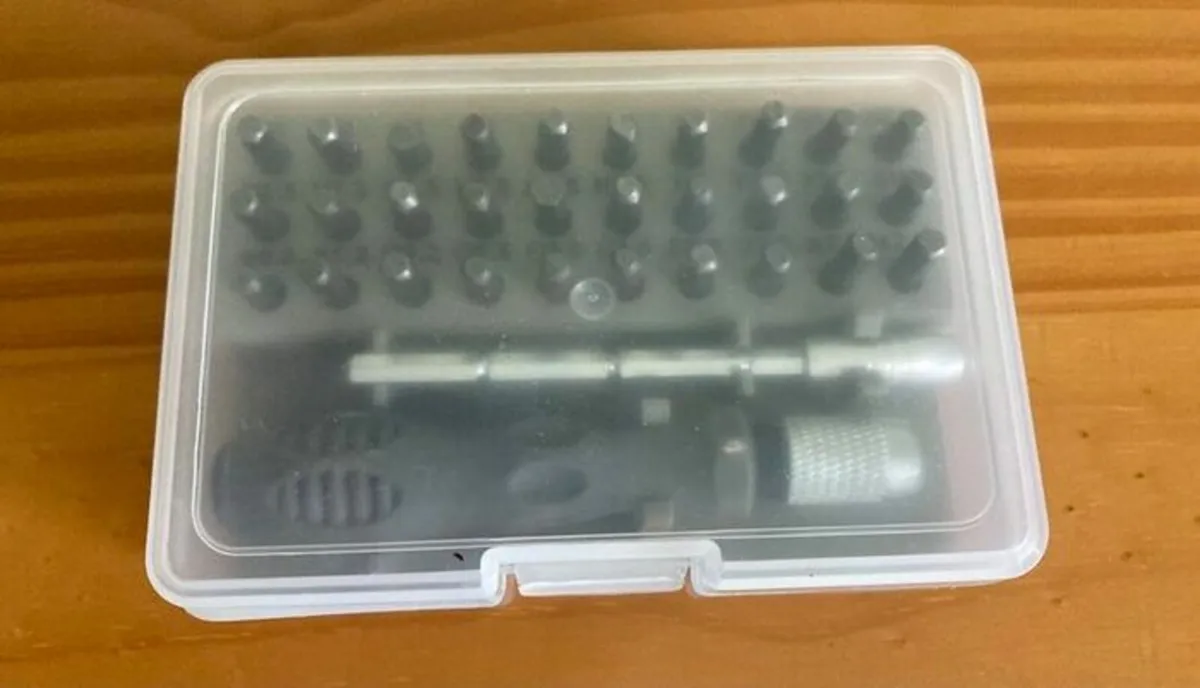32 in 1 Precision Magnetic Screwdriver Toolkit - Image 3