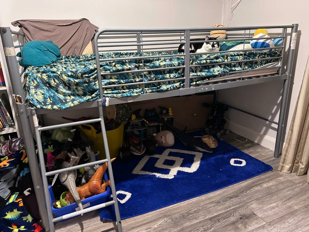 Loft bed frame with no mattress - Image 3