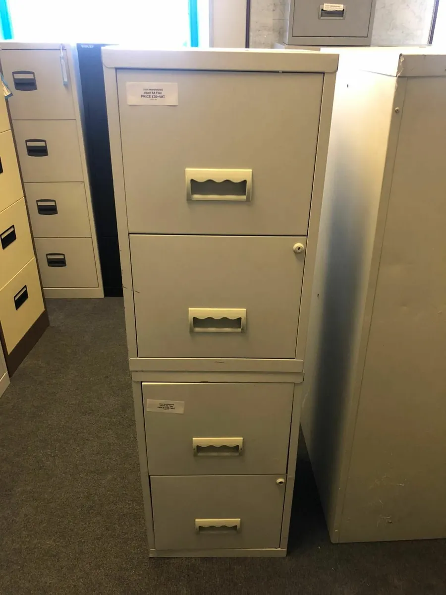 CLEARANCE AND USED STORAGE UNITS - FROM £40.00+VAT - Image 4