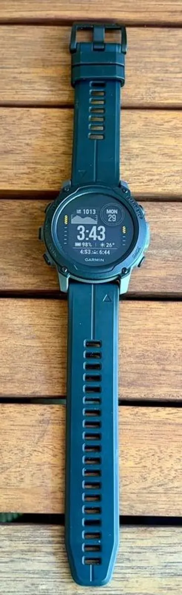 Garmin Descent G1 Dive Watch LIKE NEW Condition with BONUSES! - Image 2