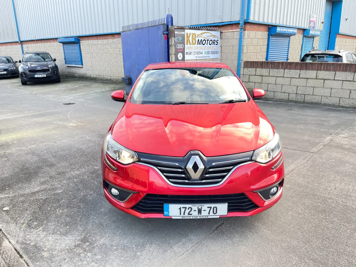 2017,Renault Megane Dynamq NAV DCi 1.5,Automatic - Image 2