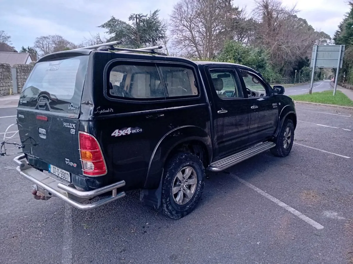 2007 Toyota hilux automatic 3,0 d4d - Image 3
