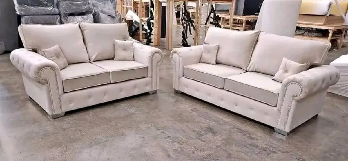 Ashwin Chester Arms Fabric Sofa Set - Image 1