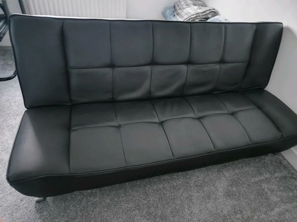 Leather couch bed - Image 1