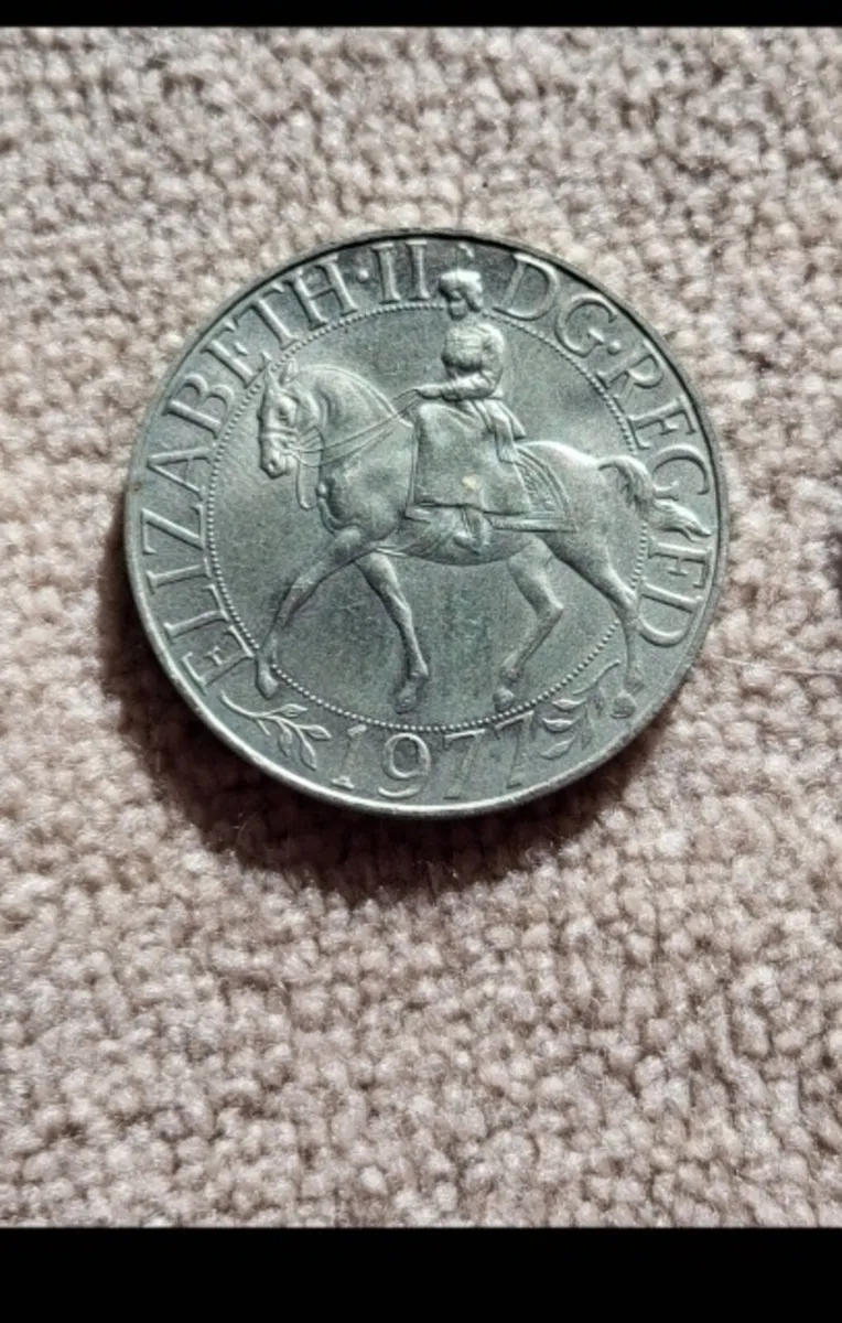 1977 Crown - Image 1